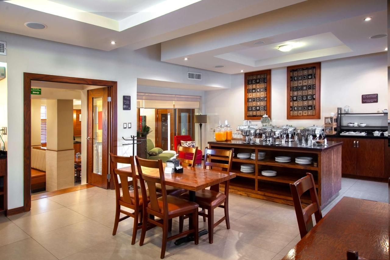 Best Western Cumbres Inn Cd. Cuauhtemoc Kültér fotó