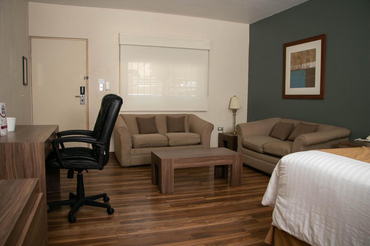 Best Western Cumbres Inn Cd. Cuauhtemoc Kültér fotó