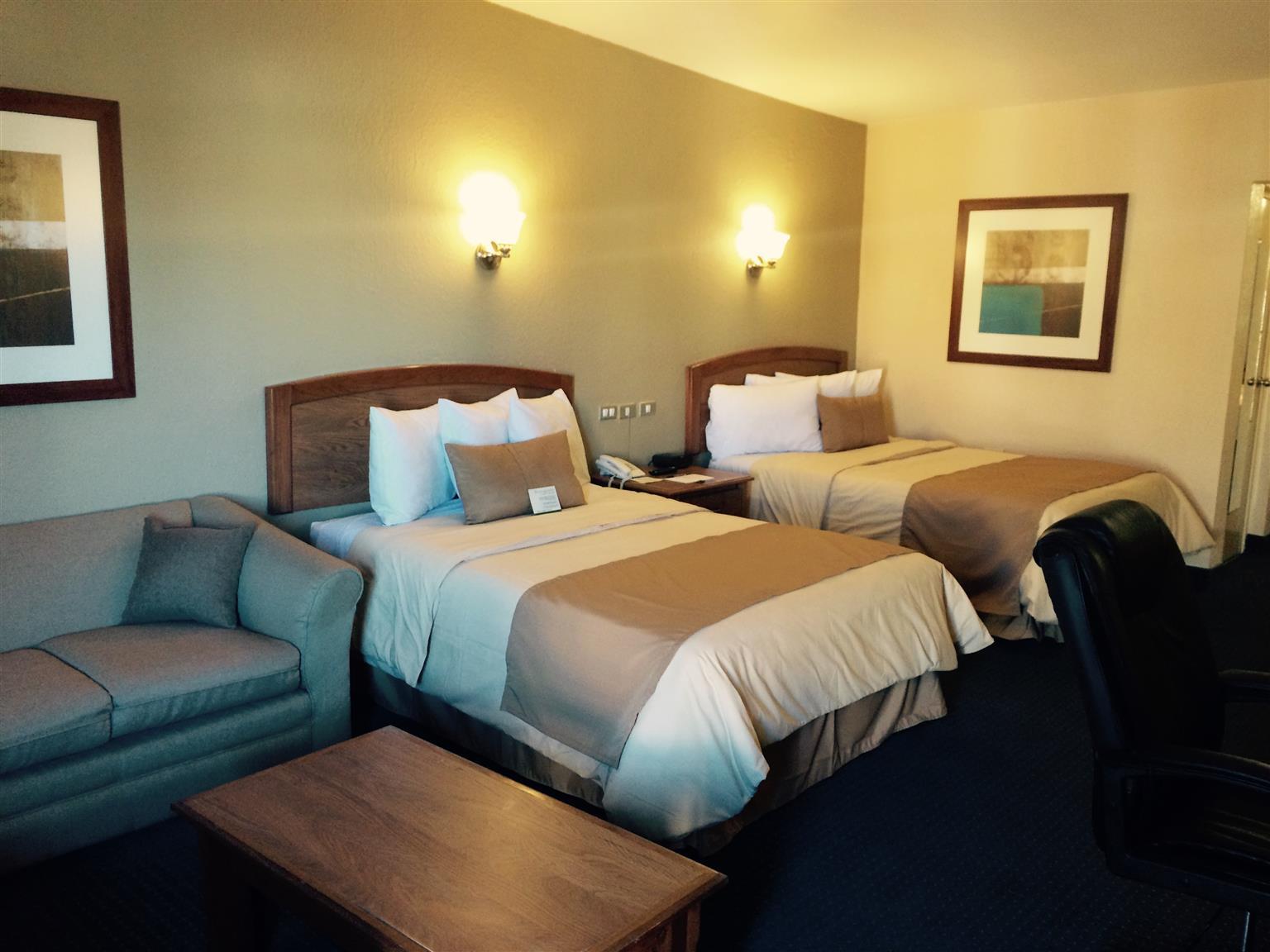 Best Western Cumbres Inn Cd. Cuauhtemoc Kültér fotó