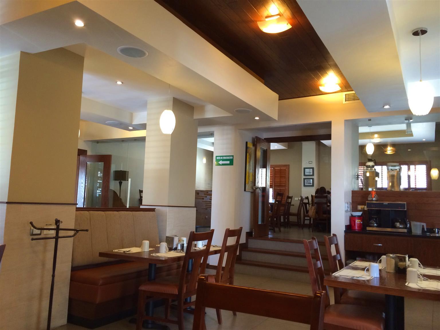 Best Western Cumbres Inn Cd. Cuauhtemoc Kültér fotó