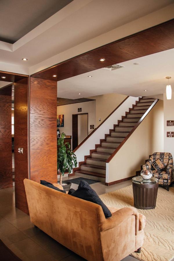 Best Western Cumbres Inn Cd. Cuauhtemoc Kültér fotó