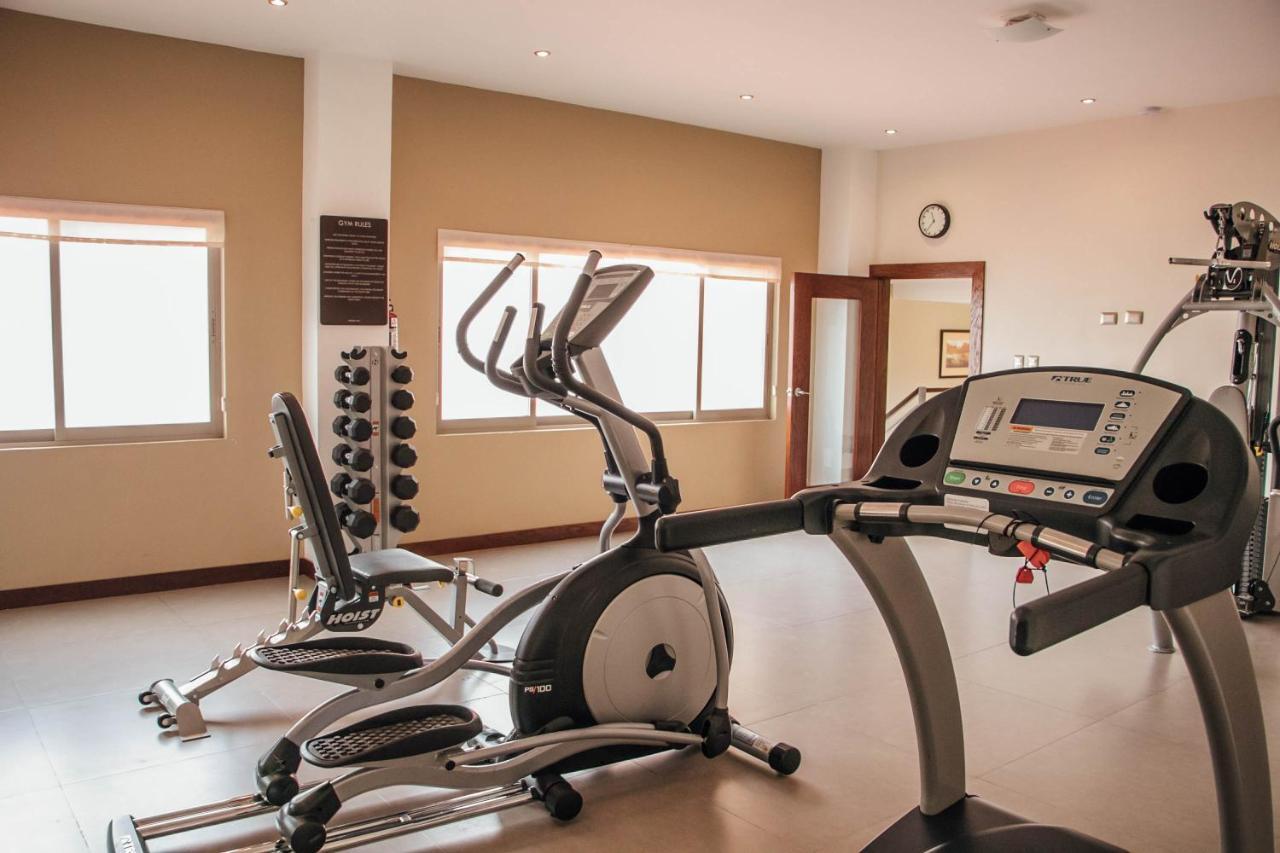 Best Western Cumbres Inn Cd. Cuauhtemoc Kültér fotó
